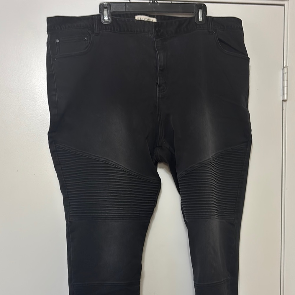 Eloquii Black Straight Leg Jeans